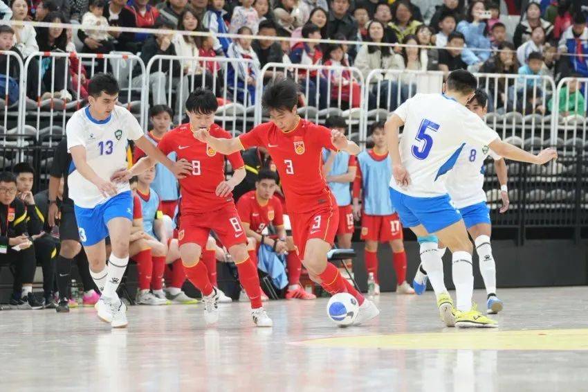 国际足球争霸赛即将打响，激情上演
